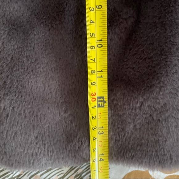 Badgley Mischka Faux-fur Coat - Picture 4 of 4